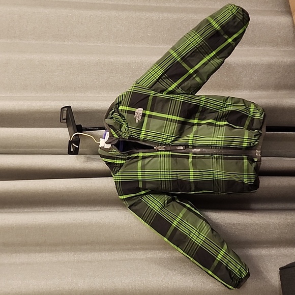 NORTHFACE KIDS JACKET - Picture 1 of 4